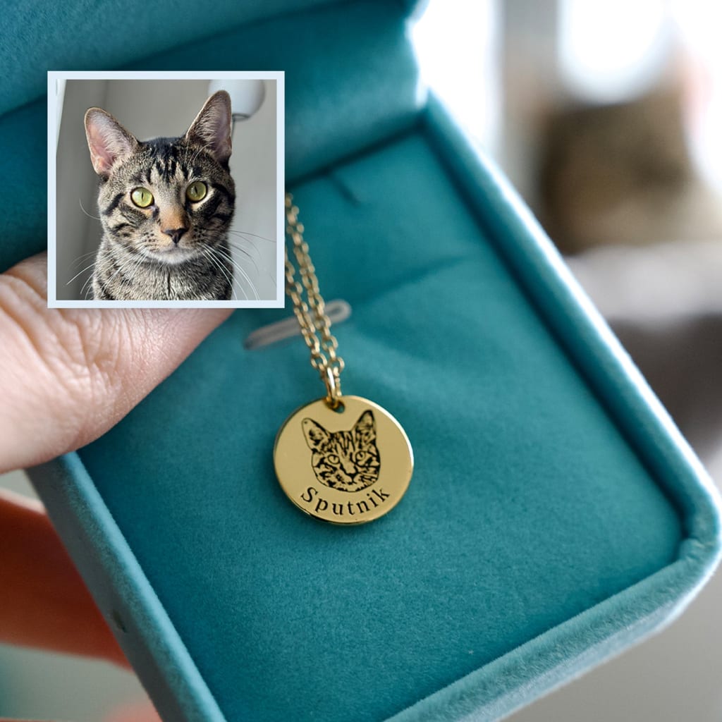 Pawtrait Pet Portrait Necklace